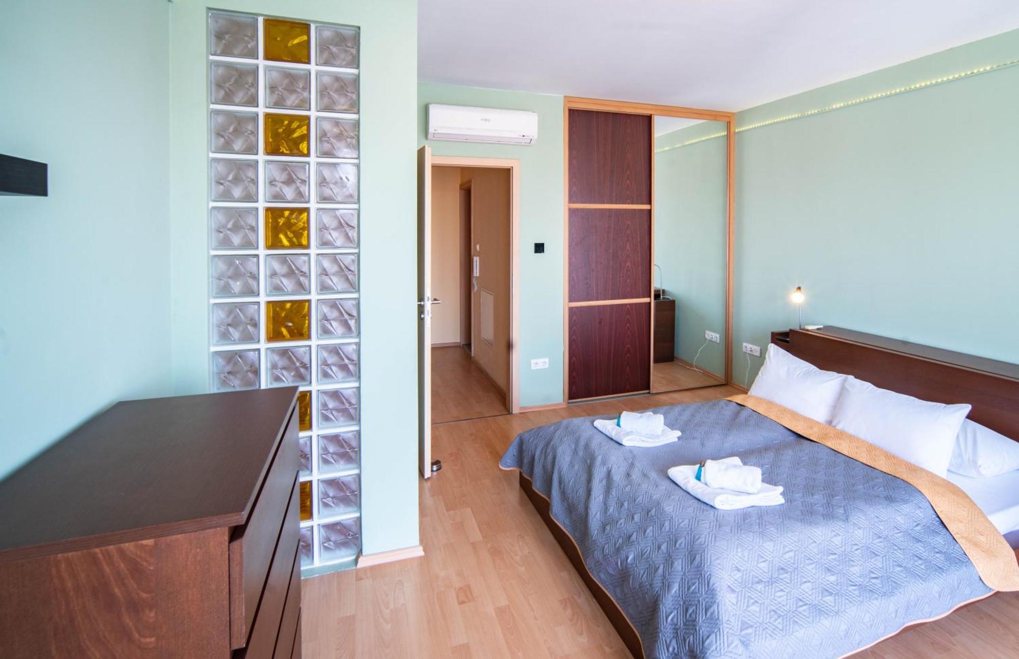 בודפשט Free Parking- Gellert View Apartment 4Ppl מראה חיצוני תמונה