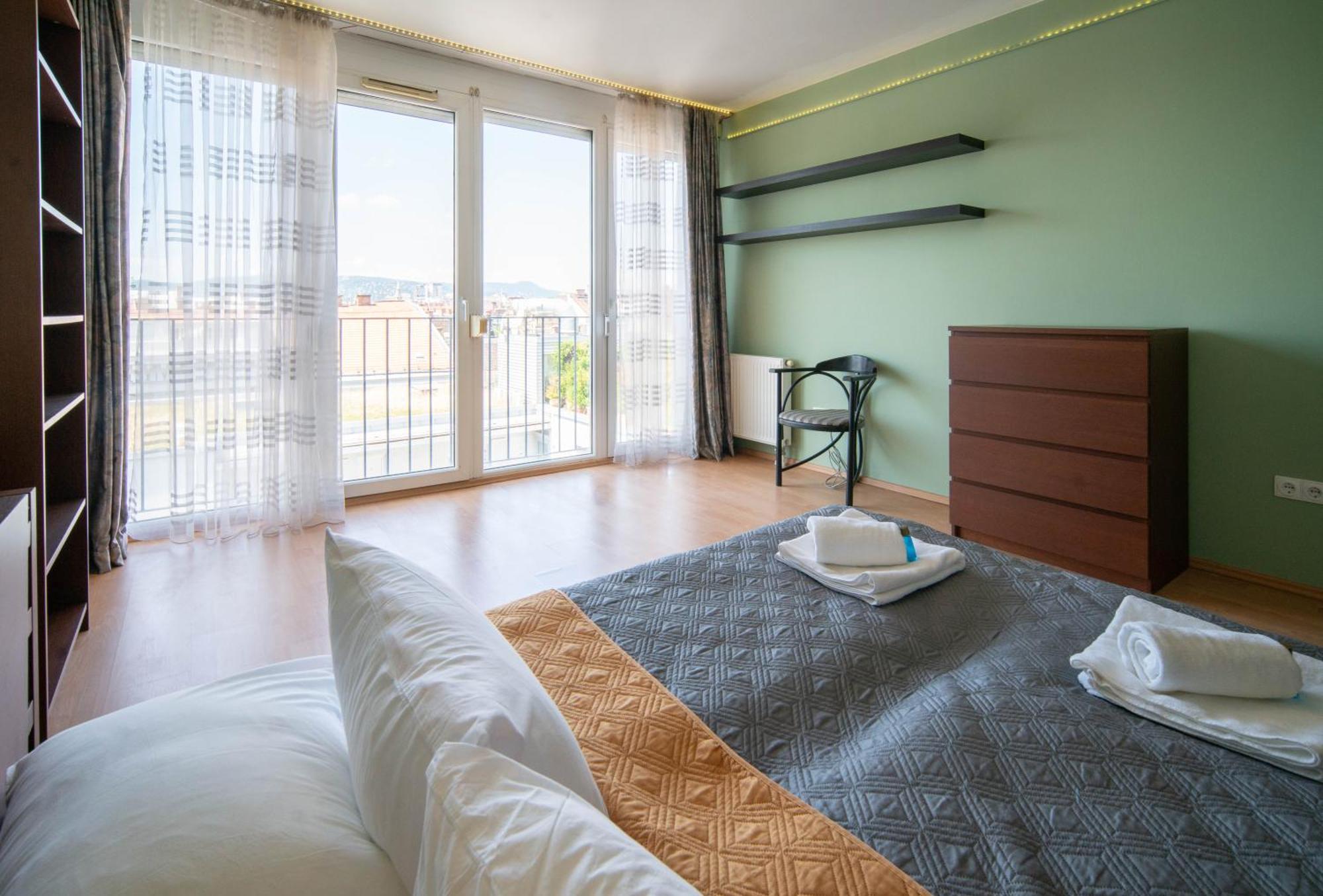 בודפשט Free Parking- Gellert View Apartment 4Ppl מראה חיצוני תמונה