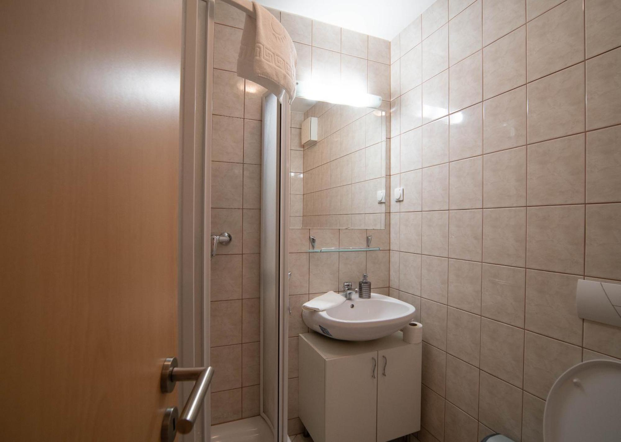בודפשט Free Parking- Gellert View Apartment 4Ppl מראה חיצוני תמונה